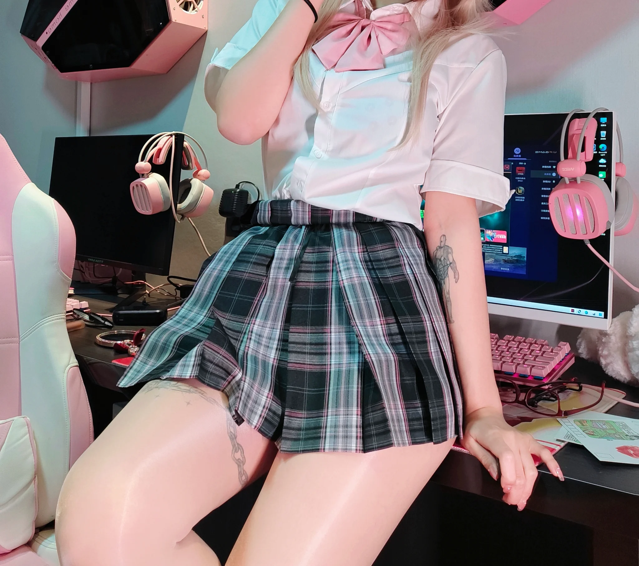 电竞女友 · 84